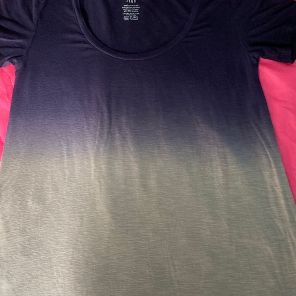 XS American Eagle T Shirt
